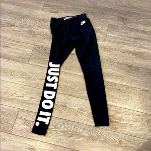 Nike tights / workout pants